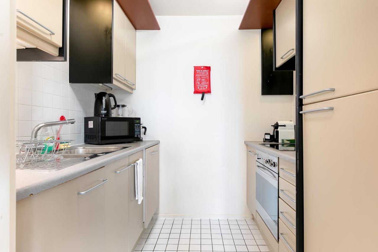 Point West Apartments Londyn Zewnętrze zdjęcie