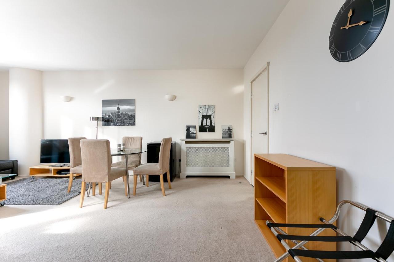 Point West Apartments Londyn Zewnętrze zdjęcie